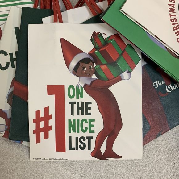 Christmas Gift Bags 10 Kraft Assorted Handle Elf On The Shelf 5.5x4.5x2.5 Small - Picture 2 of 8